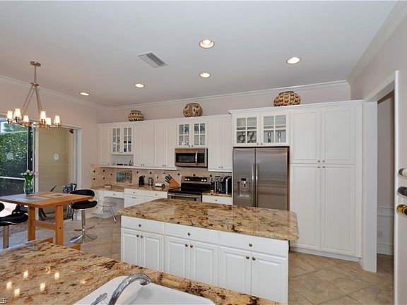 4th image of 9999 Saint Moritz Dr