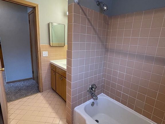 4th image of 6936 Penn Ave S #2