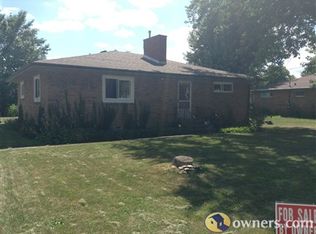 408 N Maple St, Cleveland, IL 61241