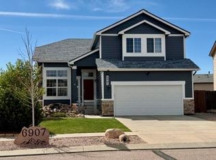 6907 Shimmering Leaf Rd, Colorado Springs, CO 80908