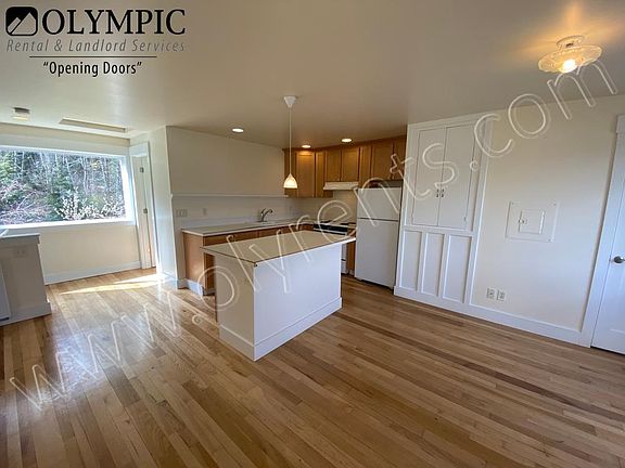 3rd image of 1221 Bing St NW #A