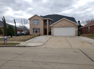 7028 Lake Jackson Dr, Arlington, TX 76002