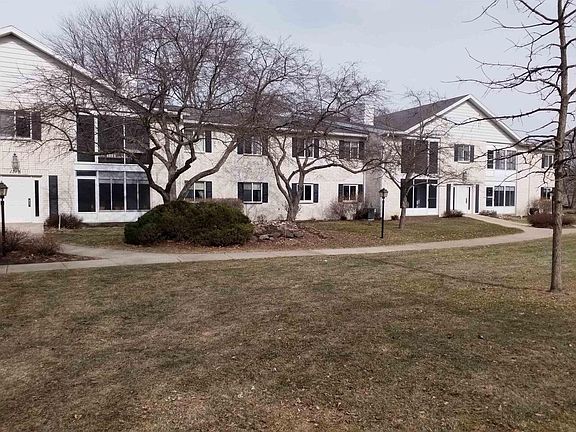 5th image of 1518 Golf View Road #C