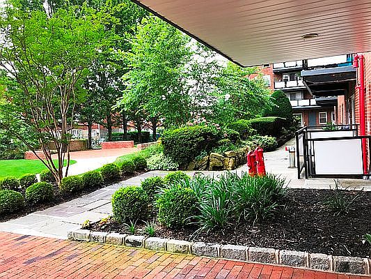5th image of 16-66 Bell Blvd #225
