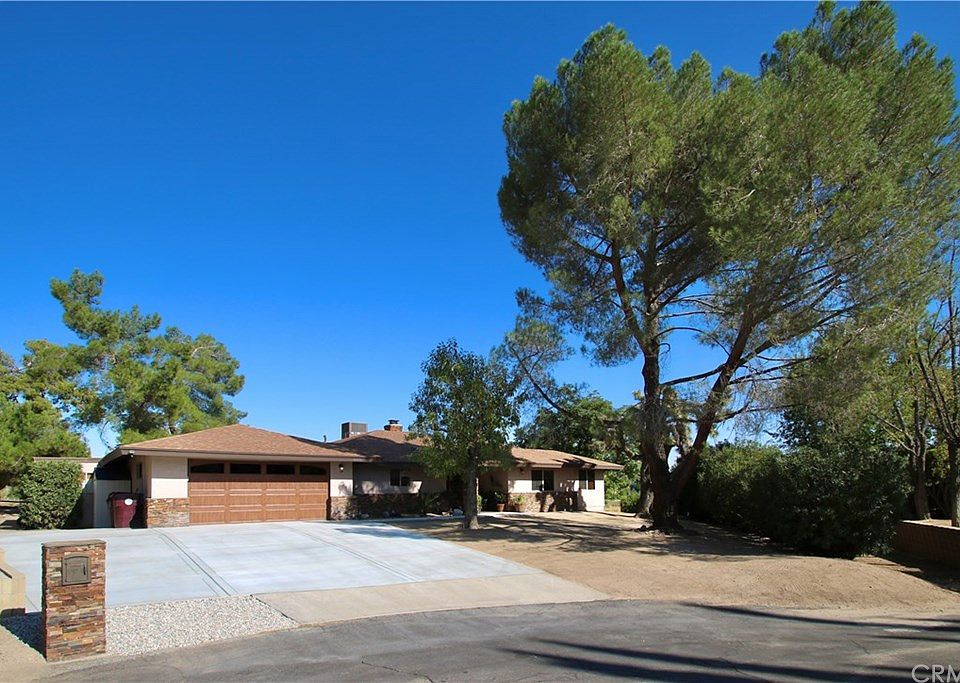 1st image of 54950 Camino Del Cielo Ct