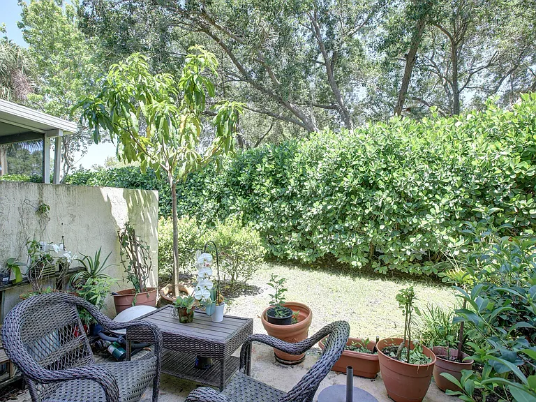 11705 NW 47th Dr — Photo 41