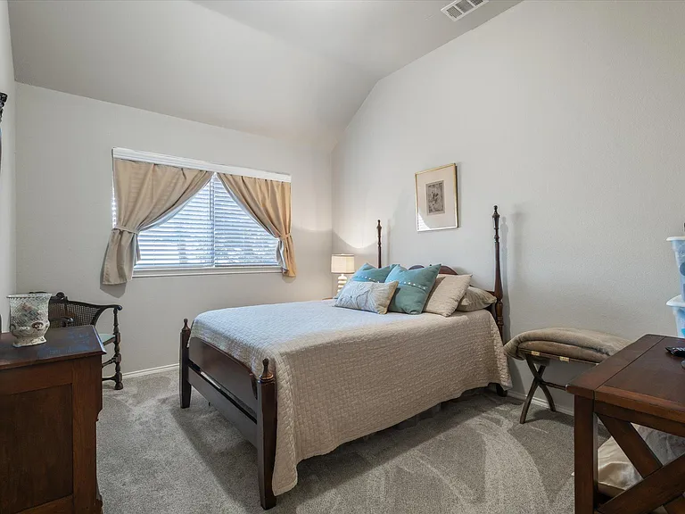 7914 Kristina Dr — Photo 21