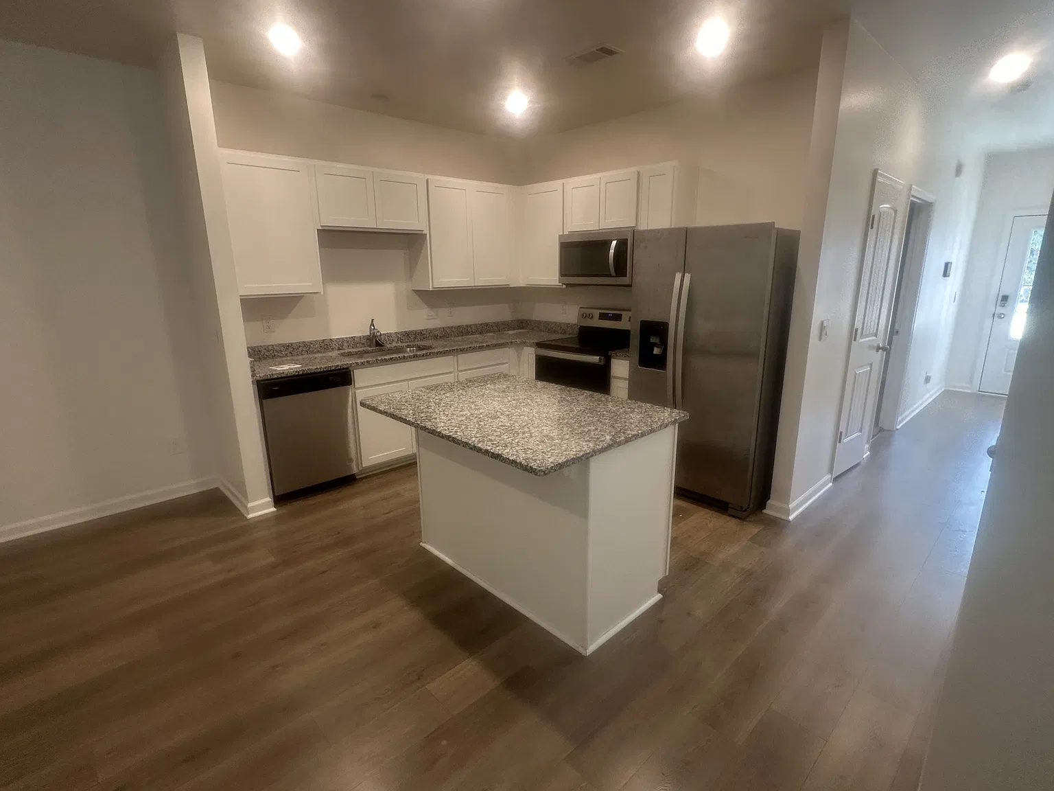 131 Cecil Rd — Photo 2