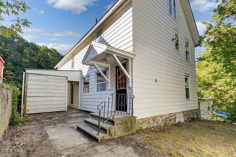 2nd image of 36 Maple Street