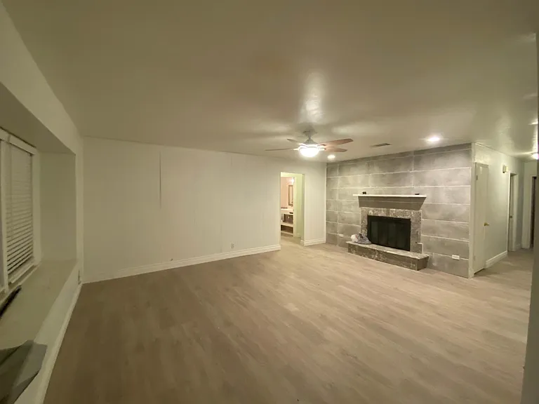 12016 Swallow Dr — Photo 3