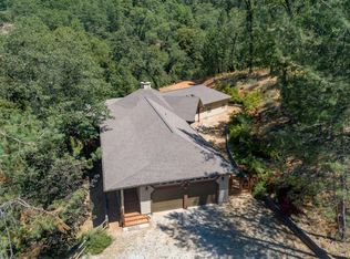 18888 Claus Ln, Lakehead, CA 96051