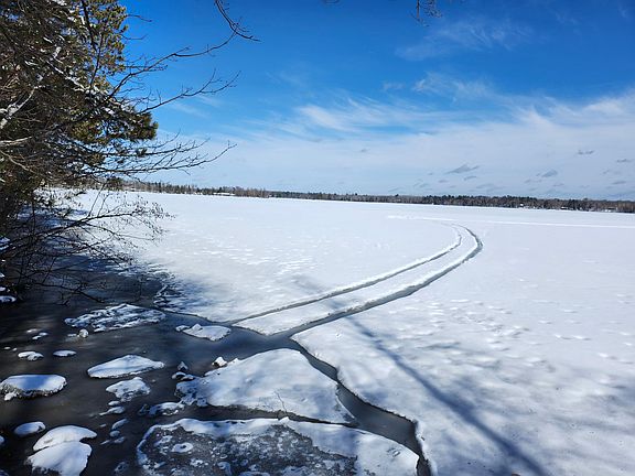 4th image of N10428 W Solberg Lake Rd