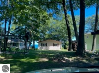 2364 Northeast Dr, Tawas City, MI 48763