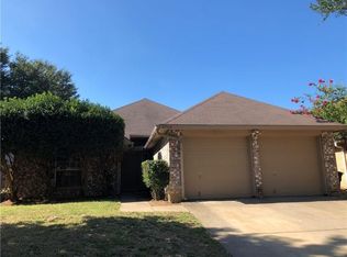 8704 Sabinas Trl, Fort Worth, TX 76118