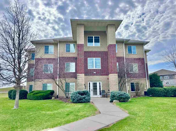 4964 E Court St, Iowa City, IA 52245