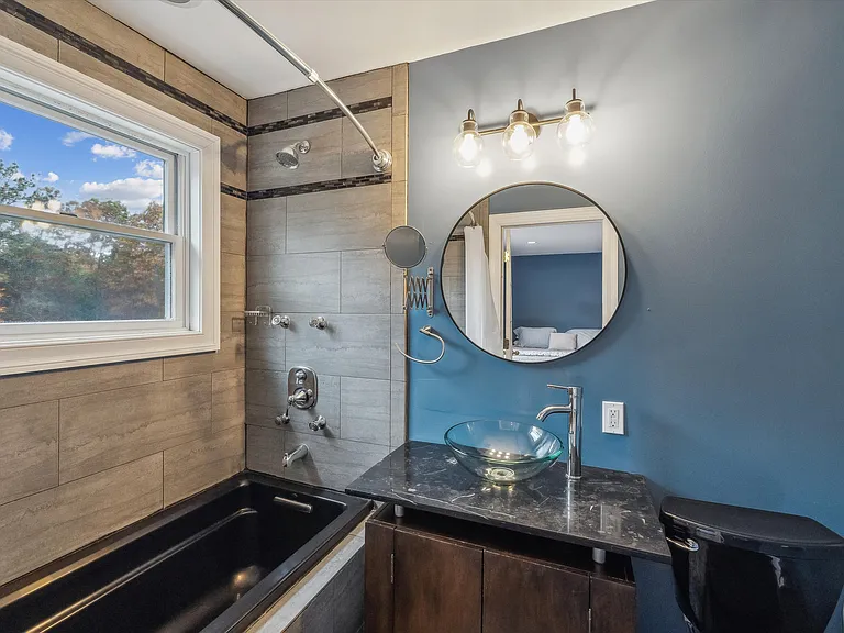 1 Candace Dr — Photo 14