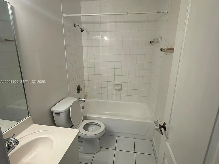 960 NE 214th Ln #4 — Photo 14