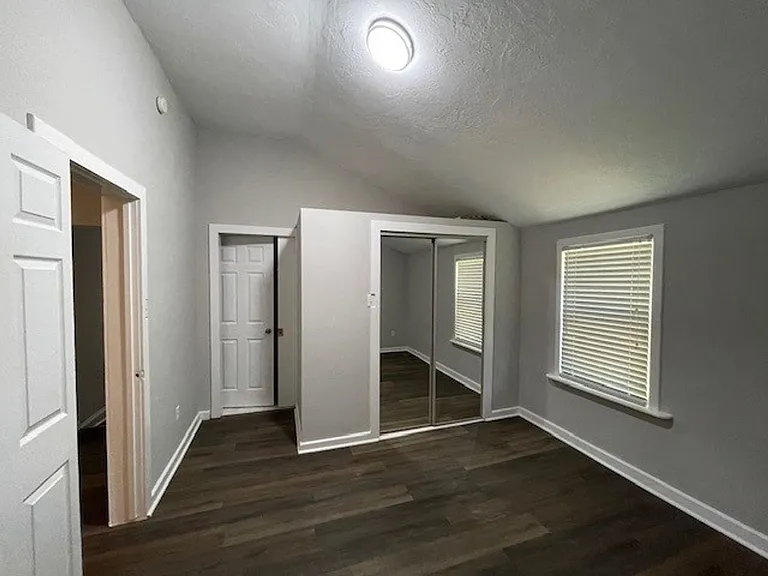 6100 Adelia Dr SW — Photo 5