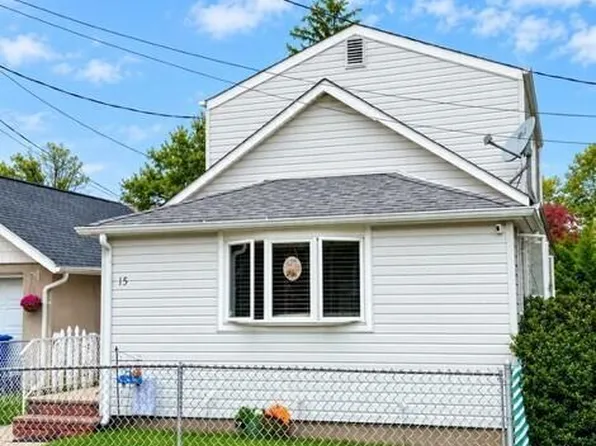 15 Poplar Street, Port Monmouth, NJ 07758