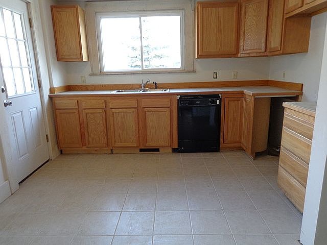 1st image of 206 S Firestone Blvd