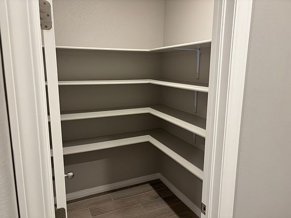 5th image of 12252 Desert Pine Ave