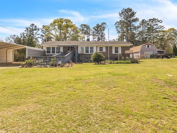 2nd image of 158 Lee Carey Rd