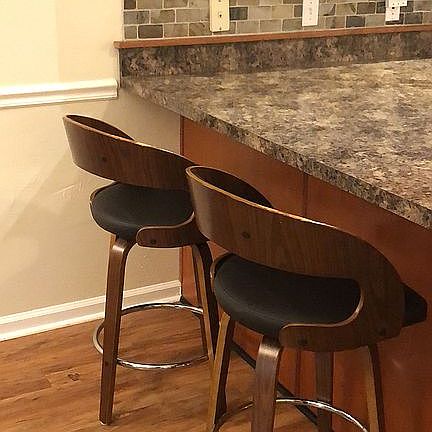 kitchen counter seating