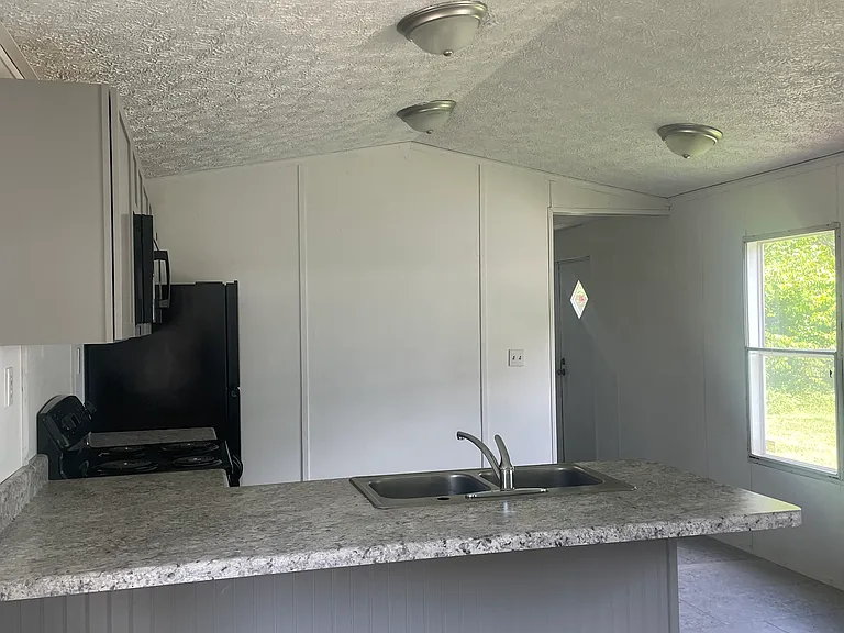 300 Crique Side Dr #12 — Photo 10
