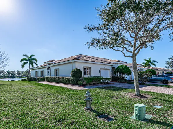 2374 Harbour View Court, West Palm Beach, FL 33411