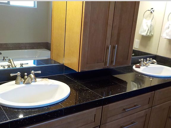 Bath in master suite
