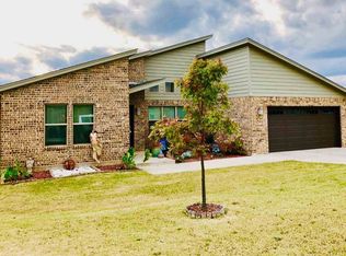 1804 Kendall Dr, Ardmore, OK 73401
