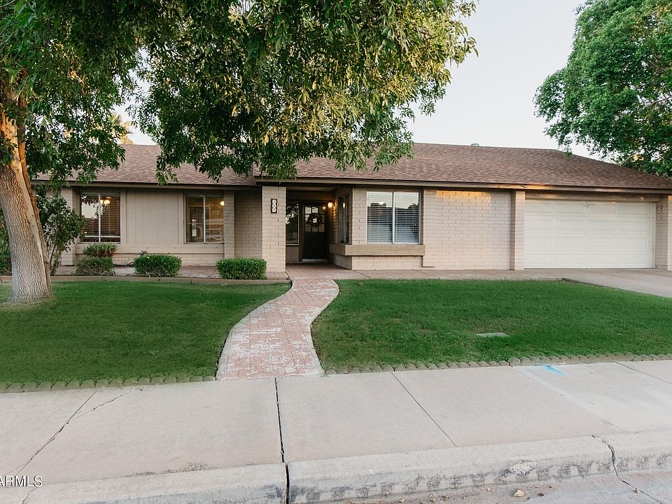1st image of 949 W MESETO Avenue
