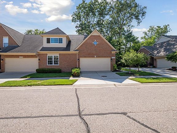 3rd image of 4206 Forest Bridge Dr
