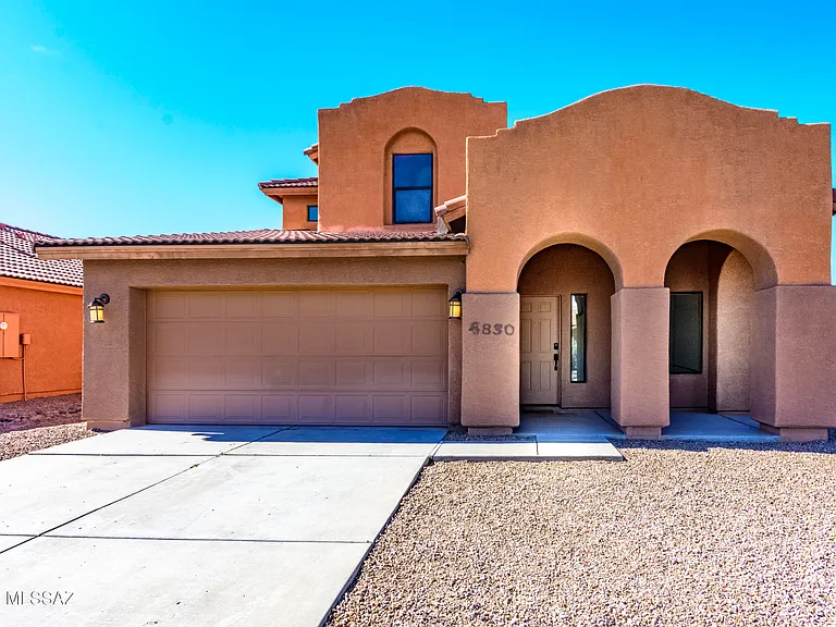 4830 S Vallecano Dr — Photo 1