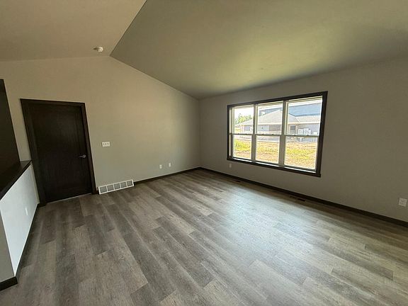 2nd image of 1015 Constellation St