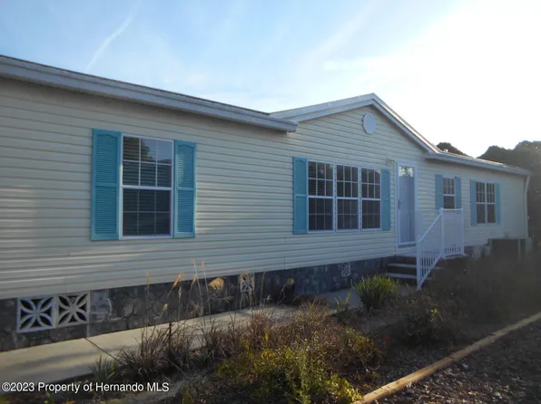 8408 Mohican Ave, Brooksville, FL 34613