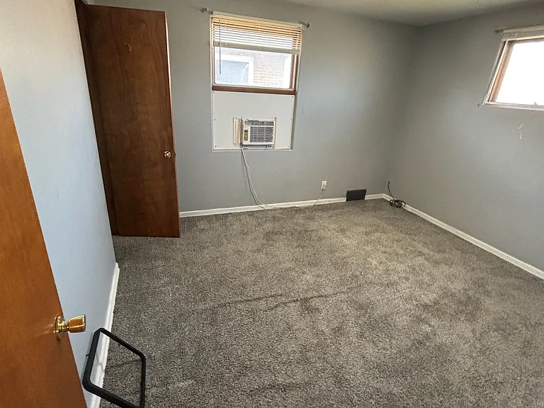 413 Clarendon Ave NW #413 — Photo 8