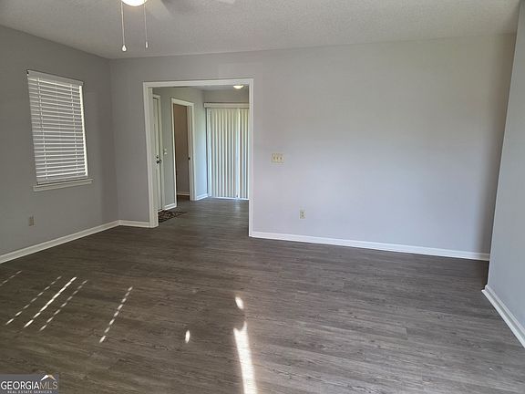 5th image of 319 Randolph Dr