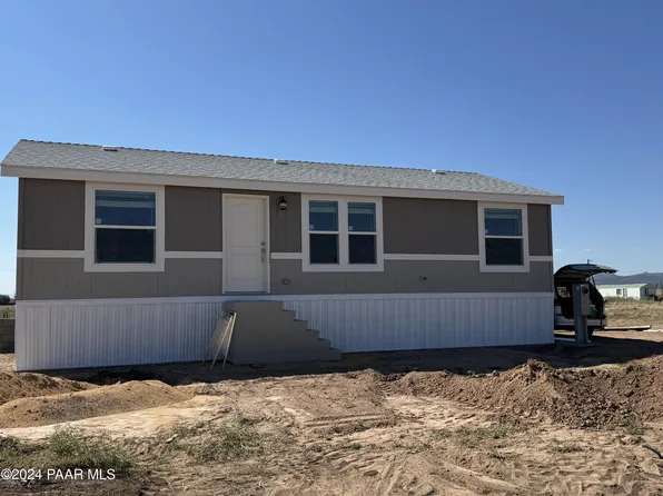 221 W Baja Rd, Paulden, AZ 86334