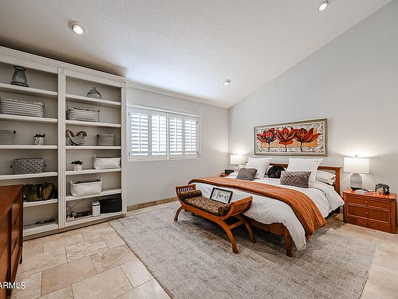 5th image of 2955 E ROSE Lane