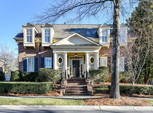 8810 Heydon Hall Cir, Charlotte, NC 28210