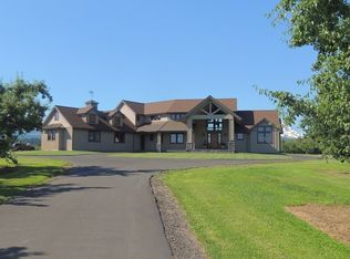 3484 Dethman Ridge Dr, Hood River, OR 97031