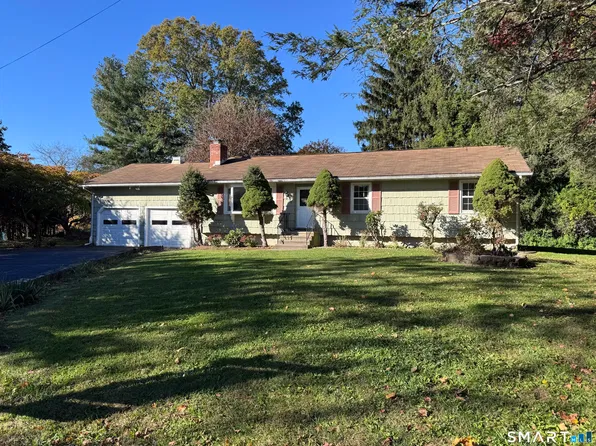 60 Round Hill Terrace, Milford, CT 06461