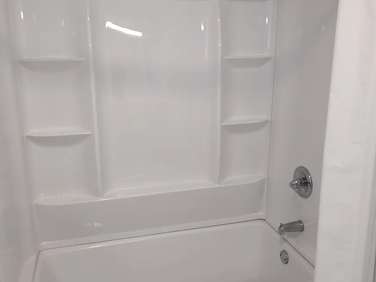 660 Emily Ln — Photo 13