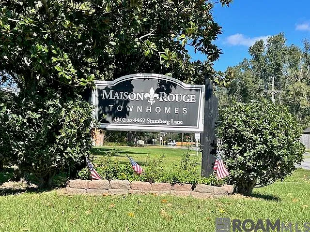 4454 Stumberg Ln — Photo 2