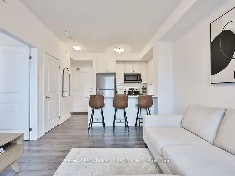 470 Dundas St E #314 — Photo 10