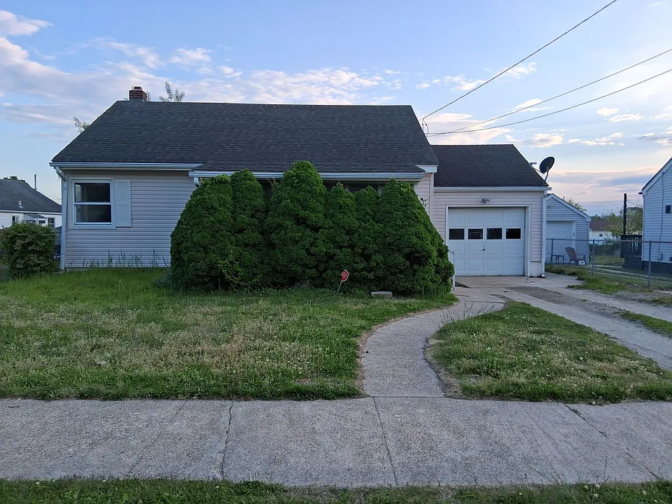 51 Cedarcrest Ave