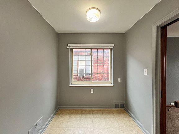 5th image of 3801 Torrance Dr #3