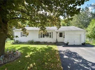 117 Crestview Dr, Syracuse, NY 13207