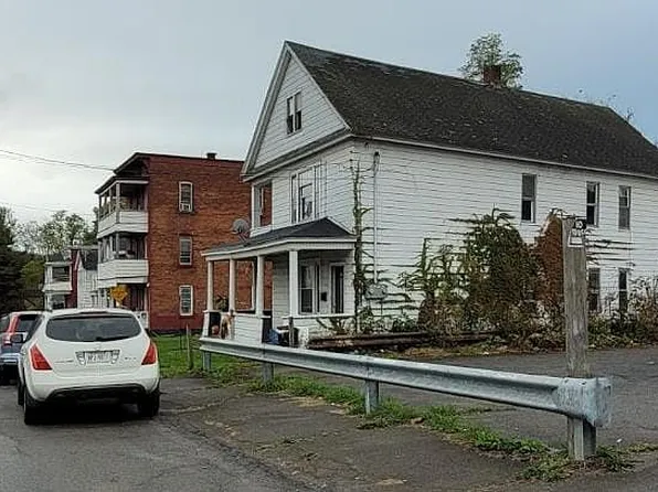 12 John St, Amsterdam, NY 12010